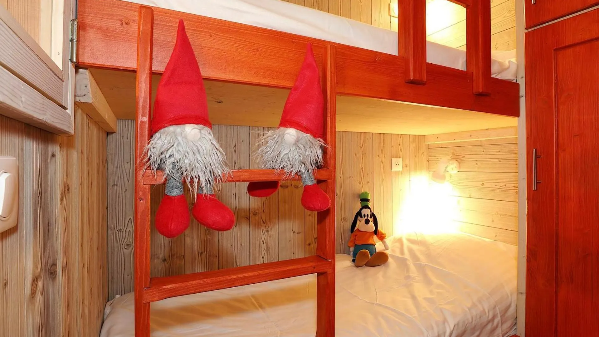 Appartement Renove A Courchevel Moriond, 3 Pieces, Balcon, Pour 6 Pers, Proche Pistes Et Centre Station - Fr-1-575-206 France